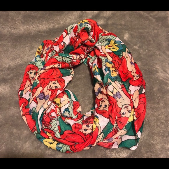 Scarf - Picture 2 of 3